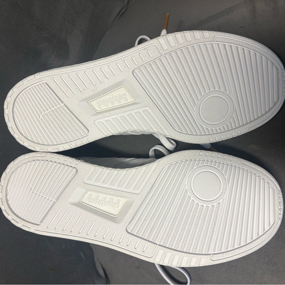 Adidas White and Black Sneakers - Picture 5 of 6